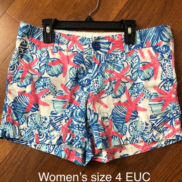 Lilly Pulitzer Pants - Lilly she she shells shorts size 4 EUC